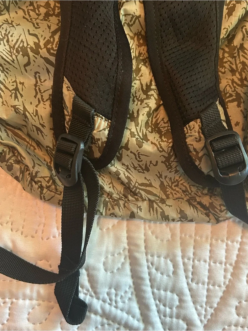 REI Green Camouflage Lightweight Stuff Travel Bag